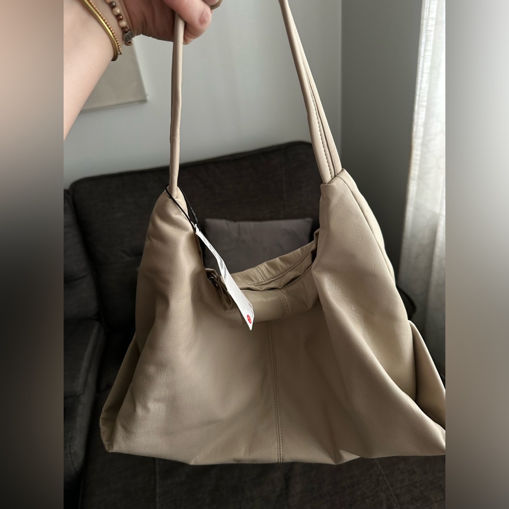 SOFT SHOULDER BAG - Picture 2 of 7